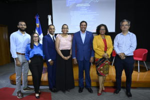 informe sobre "Conectividad Significativa" de la Oficina Nacional de Estadísticas en el Observatorio de la Seguridad Social en INTEC. ixp, ix.do, isoc-do